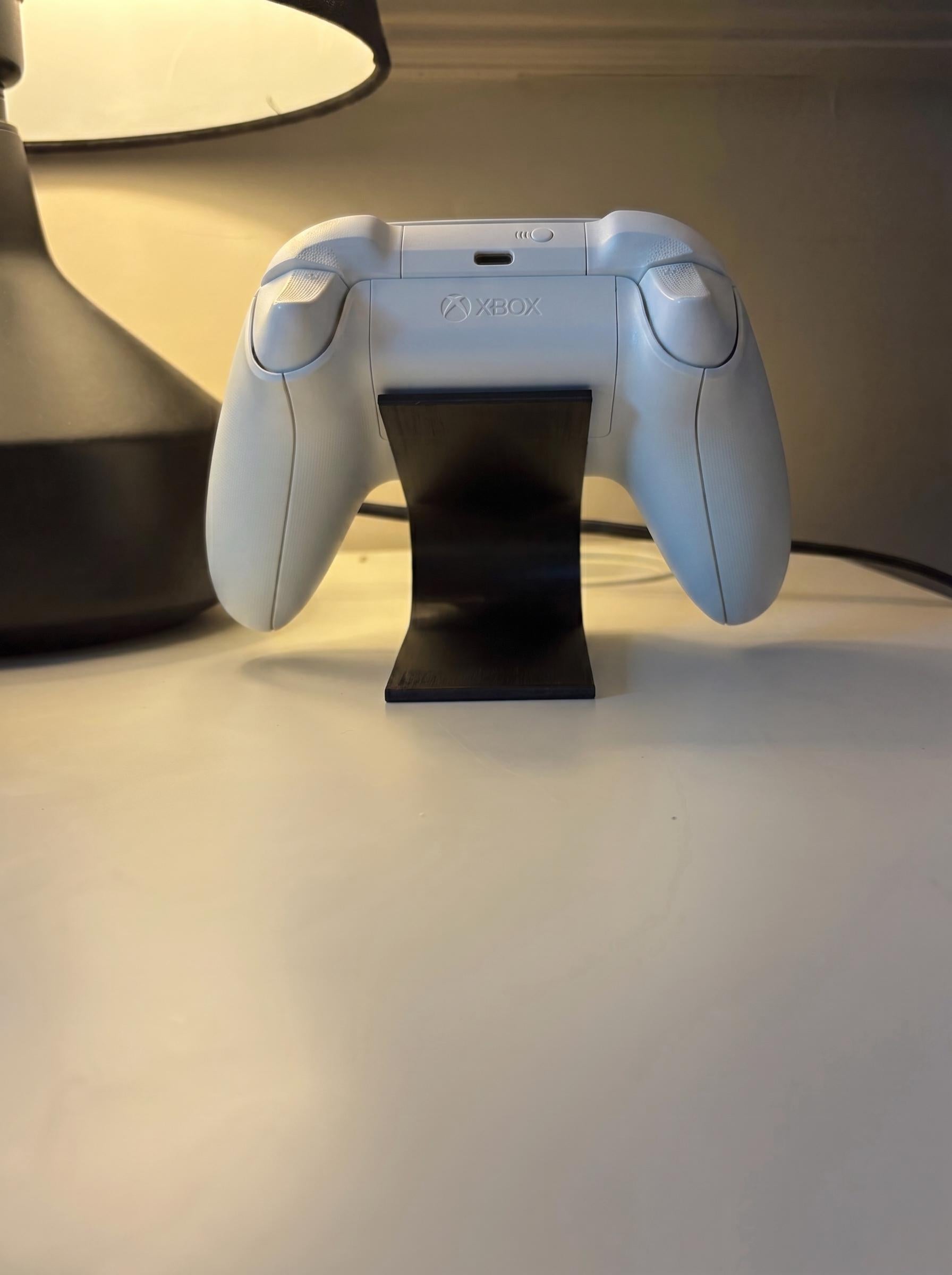 3D Printed Controller Stand – Gaming Desk Holder for Xbox & PlayStation Controllers