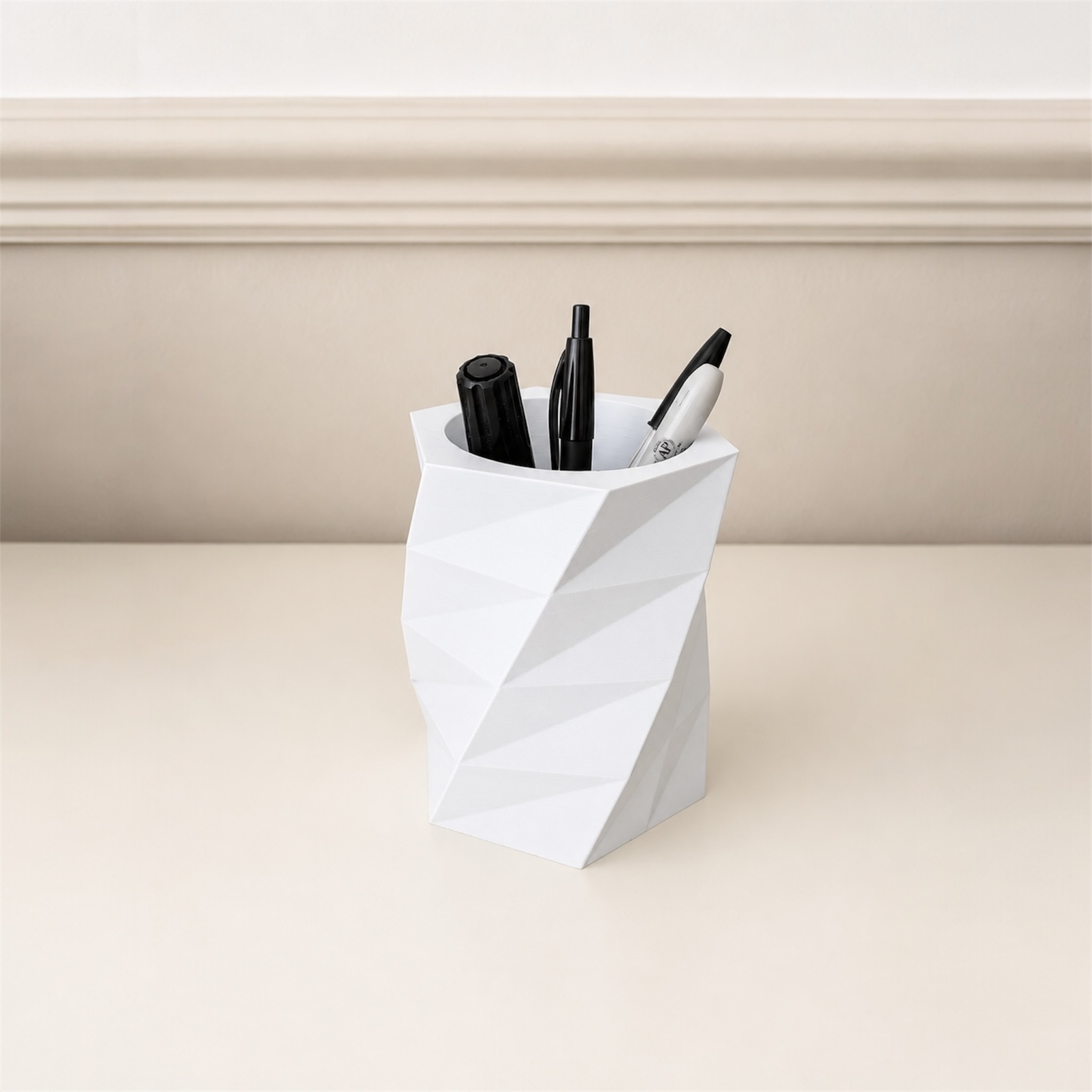 Minimalist Geometric 3D Printed Pen Holder – Modern Desk Pencil & Stationery Organiser
