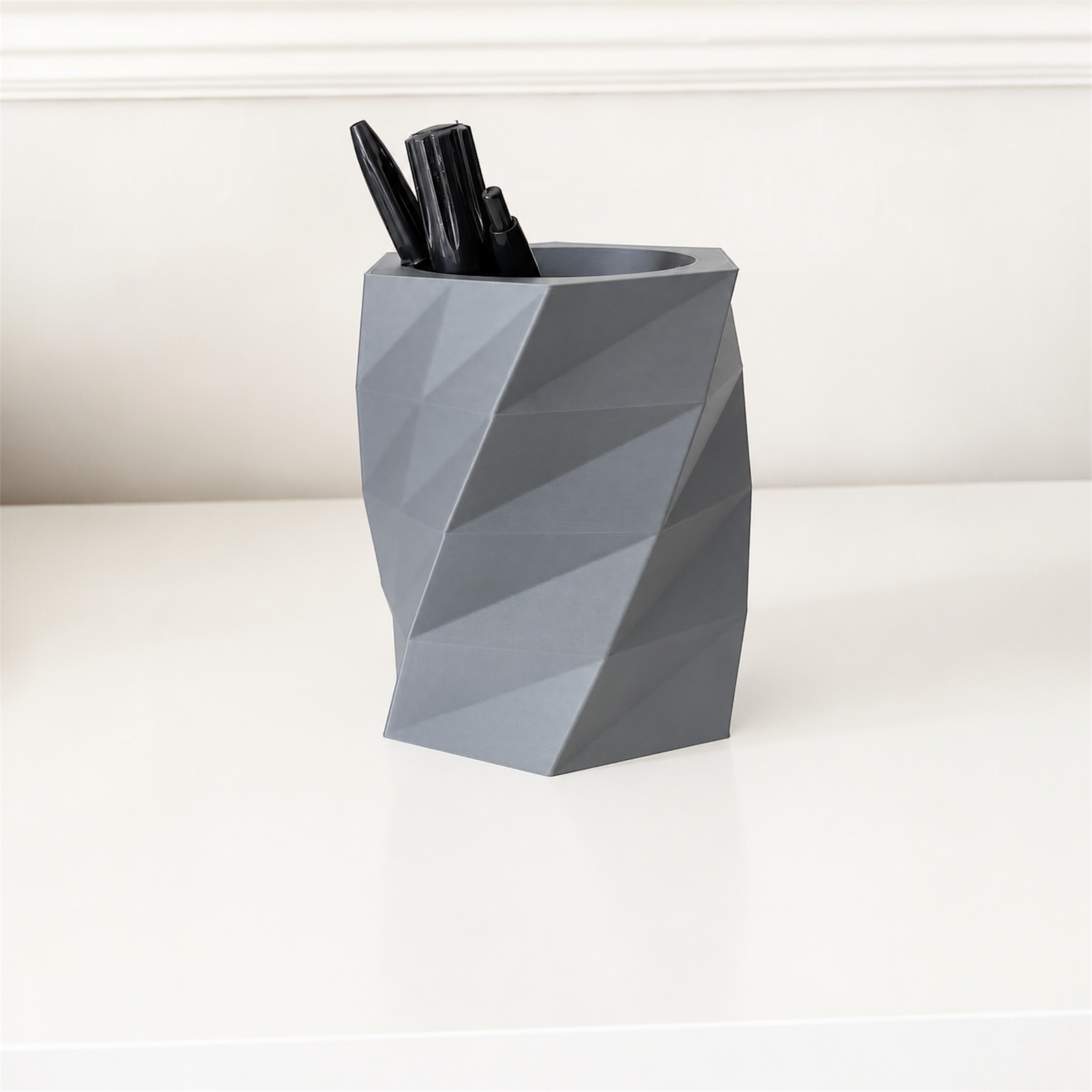 Minimalist Geometric 3D Printed Pen Holder – Modern Desk Pencil & Stationery Organiser