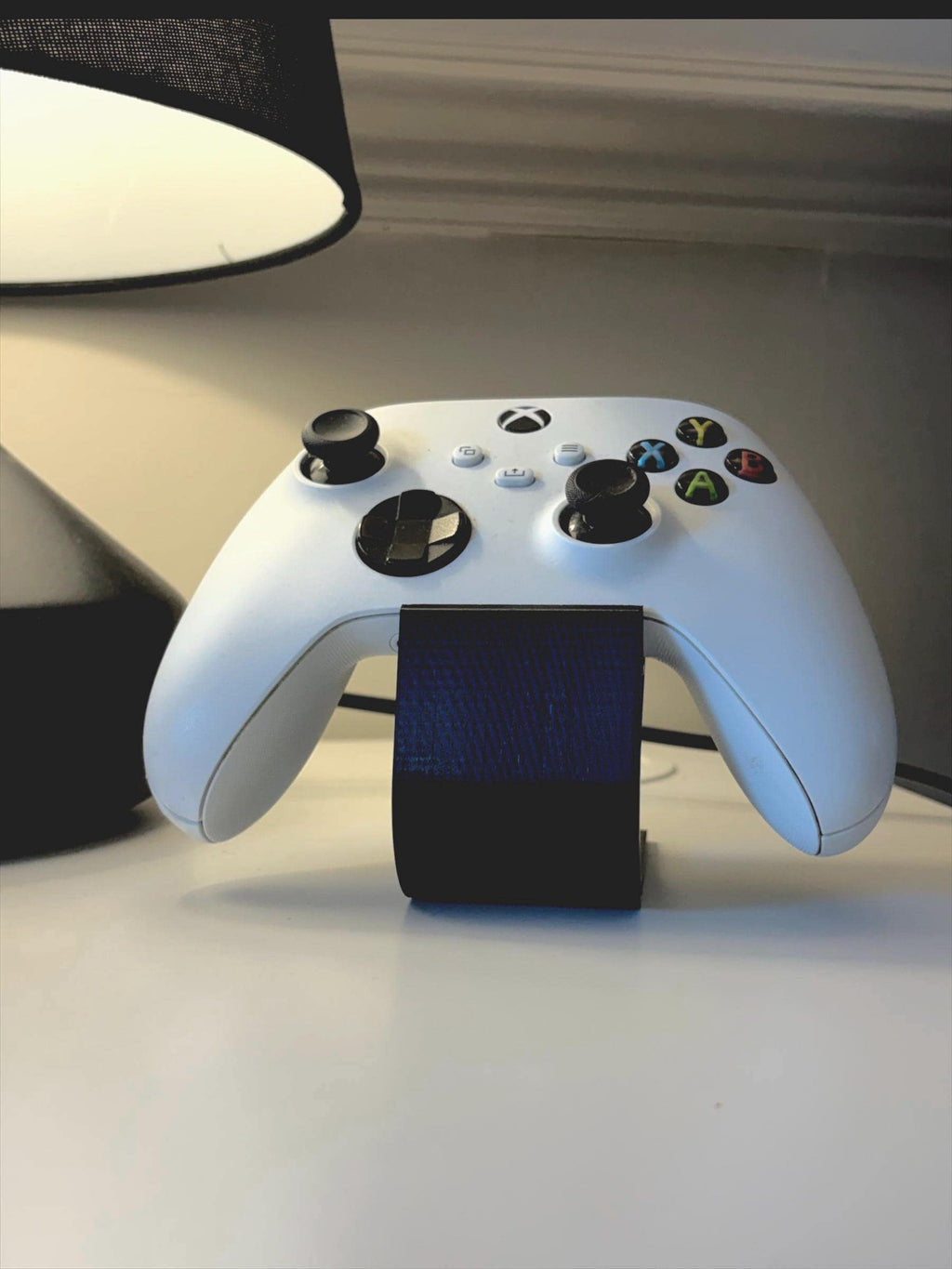 3D Printed Controller Stand – Gaming Desk Holder for Xbox & PlayStation Controllers